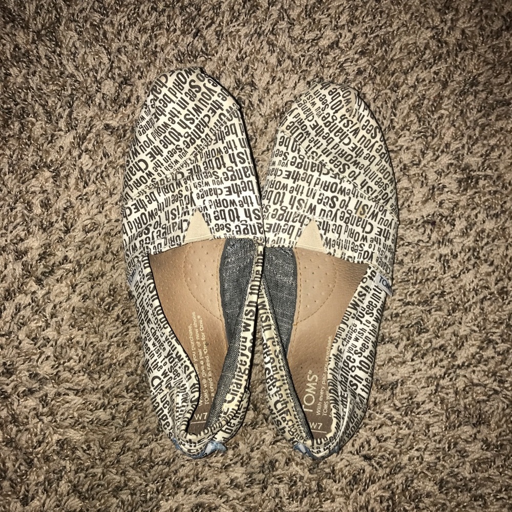 Toms.